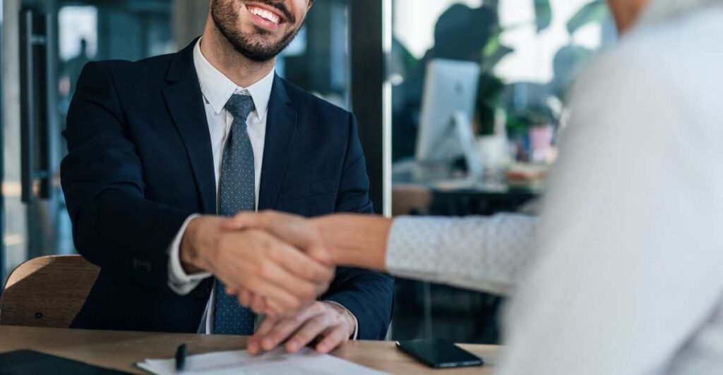 Handshake_Revitalizing Trust in the HR Department